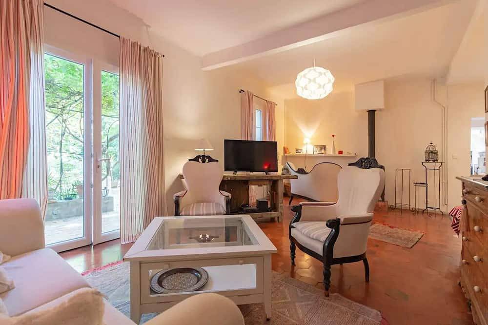 Charming house in a quiet location for a family holiday. in Toulon, Toulon region