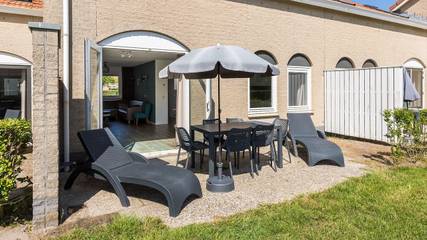 Bungalow für 6 Personen, mit Terrasse in Schouwen-Duiveland