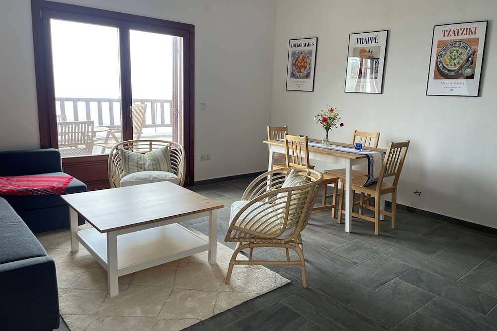 Sea-front villa - luxury, authenticity in Pilion