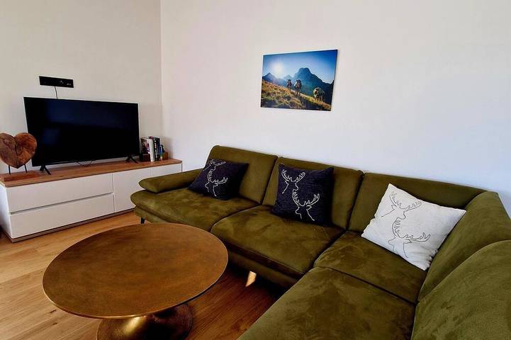 Ganze Wohnung, Stilvoll eingereichtete Traum-Ferienwohnung in Hohe Tauern, Lendorf