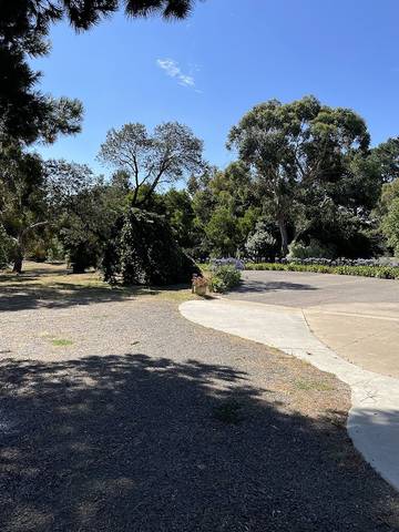 Bed And Breakfast for 2 People in Kyneton, Shire of Macedon Ranges, Photo 1