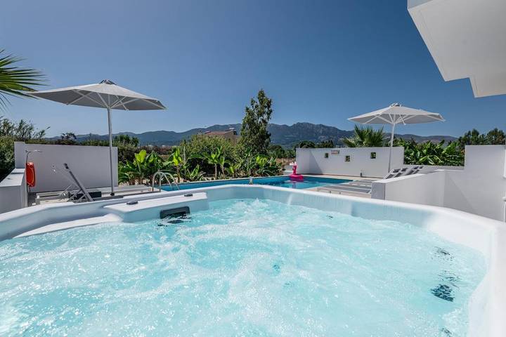 Villa für 8 Personen, mit Pool und Garten sowie Ausblick auf Kos - 4