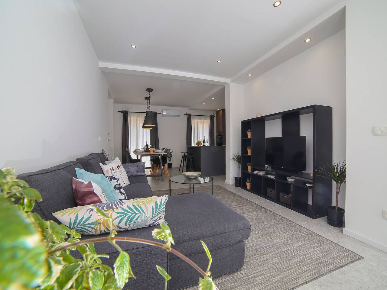 Apartamento entero, Apartments Martić - Three Bedroom Apartment with Balconies and Sea View - (St) in Supetar, Brac