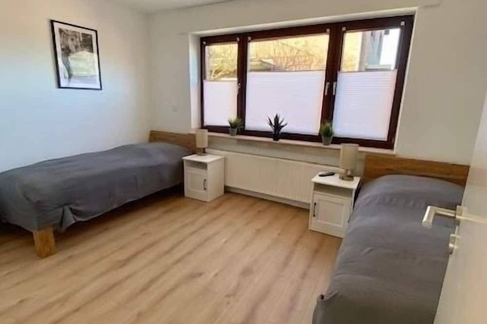 Ganze Wohnung, Ferienwohnung/App. für 6 Gäste mit 79m² in Voerde in Voerde (Niederrhein), Niederrhein