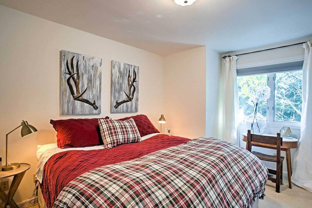 Wunderschönes Frisco Home mit Whirlpool - zu Fuß zur Main Street! in Frisco, Arapaho and Roosevelt National Forests