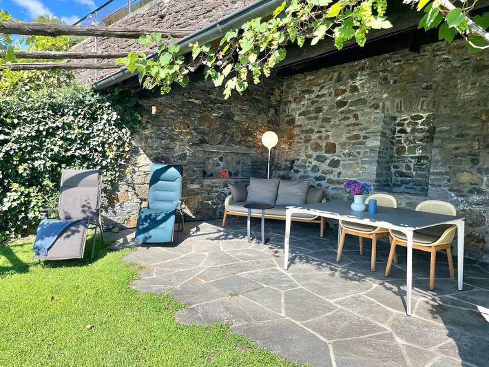 Ferienhaus an traumhafter Aussichtslage, absolut ruhig und abseits vom Strassenlärm in Ascona, Tessiner Alpen