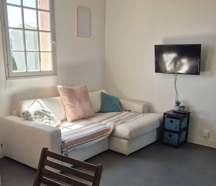 Holiday rental for 2 people, with pool and balcony, child-friendly in La Croix-Valmer