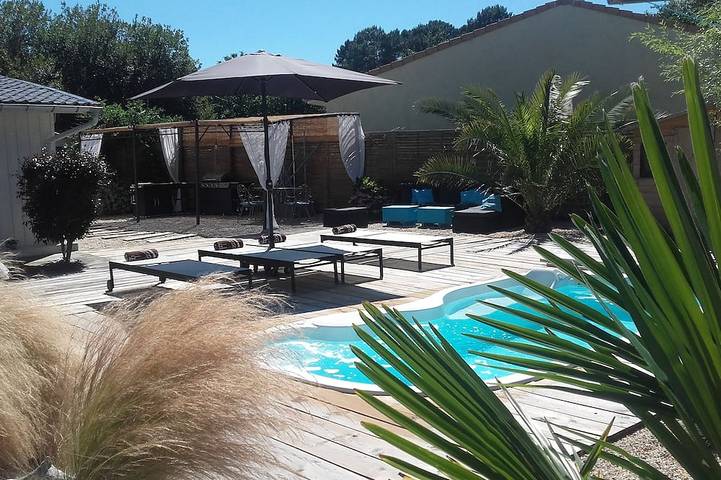 Ferienhaus für 8 Personen, mit Whirlpool und Terrasse sowie Garten in Vensac