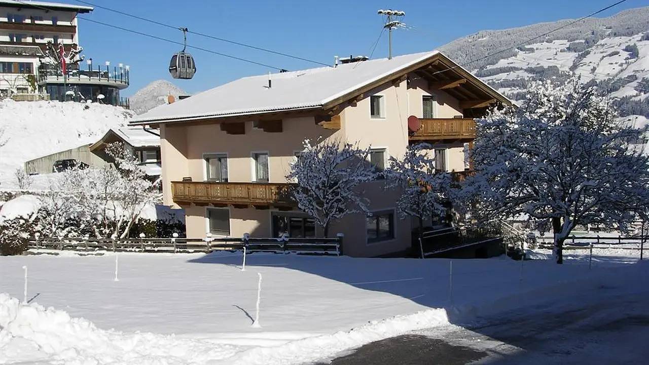 Ferienhaus für 21 Personen in Tuxer Alpen, Fügenberg