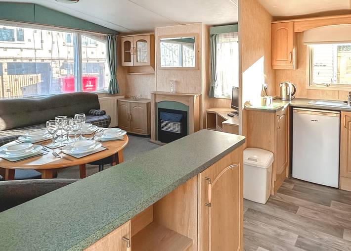 Glamping for 5 people on the Isle of Wight