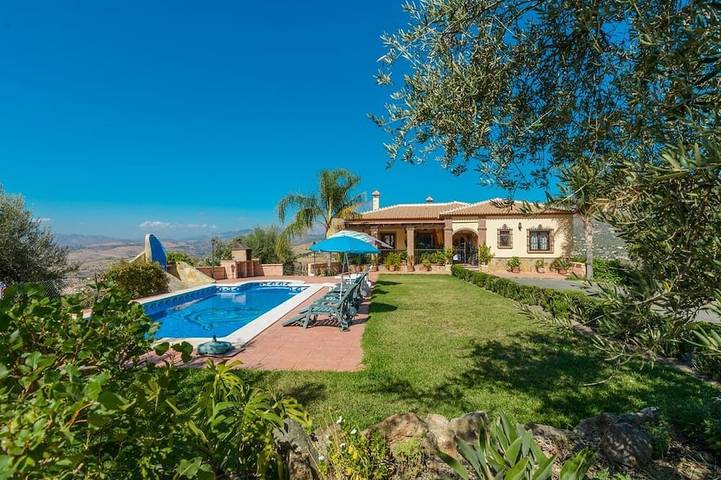 Villa für 12 Personen, mit Whirlpool und Garten - 1