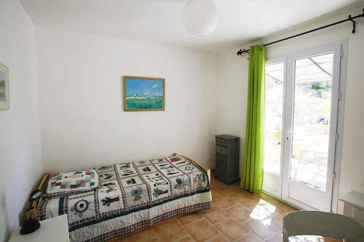 Location de vacances pour 8 personnes, avec jardin à Ollioules - 3