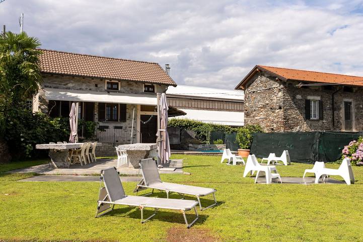 Ferienhaus für 4 Personen, mit Garten und Seeblick in Pianello del Lario
