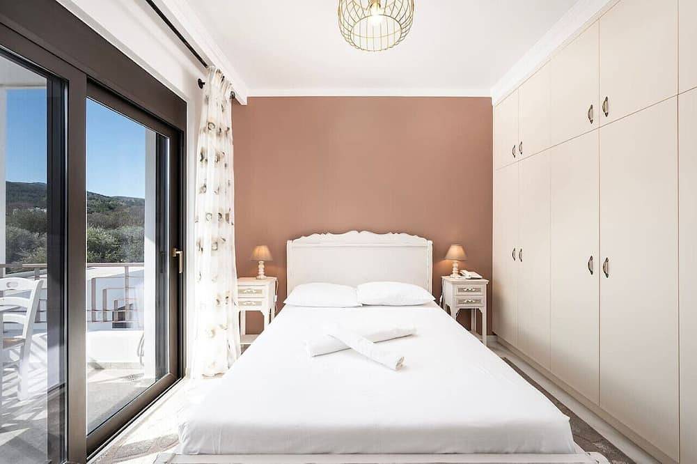 Ganze Wohnung, Olive Green Haven-3Br-Private Parking-Balcony in Kos Stadt, Kos