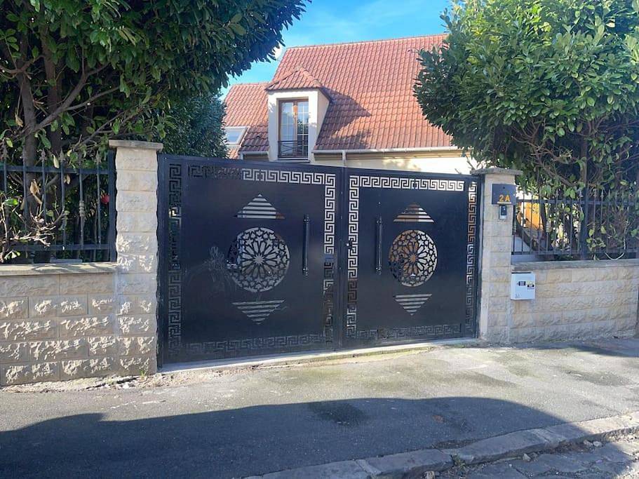 Appartement entier, Près de l aéroport Orly Parking gratuit in Villeneuve-le-Roi, Val-de-Marne