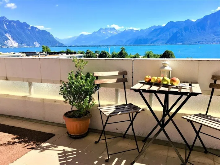 Apartamento de vacaciones para 2 personas, con vistas al lago además de balcón y vistas - 1