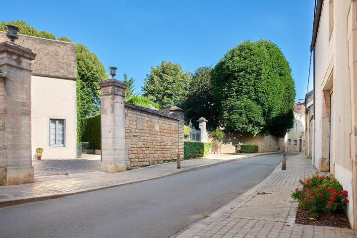 Location de vacances pour 12 personnes, avec vue et jardin à Gevrey-Chambertin - 3