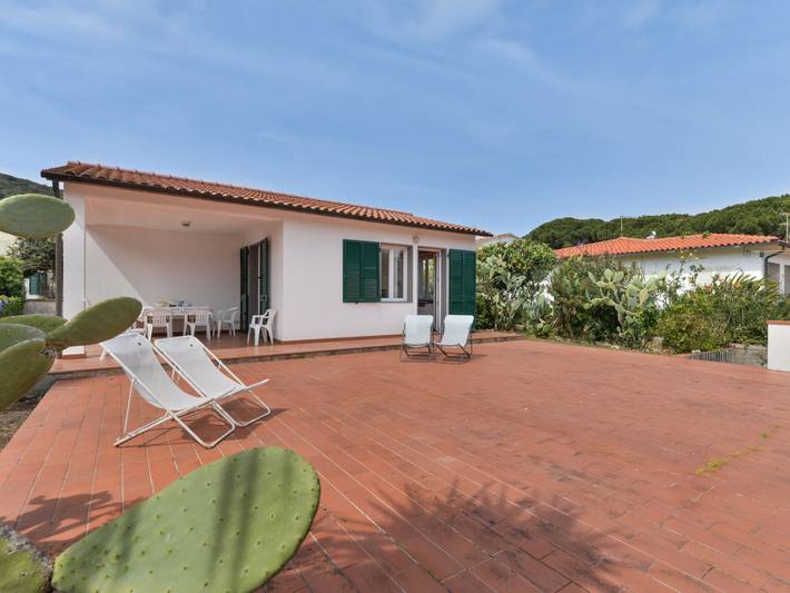 Maison de vacances pour 4 personnes, avec Terrasse et Jardin à Cavo