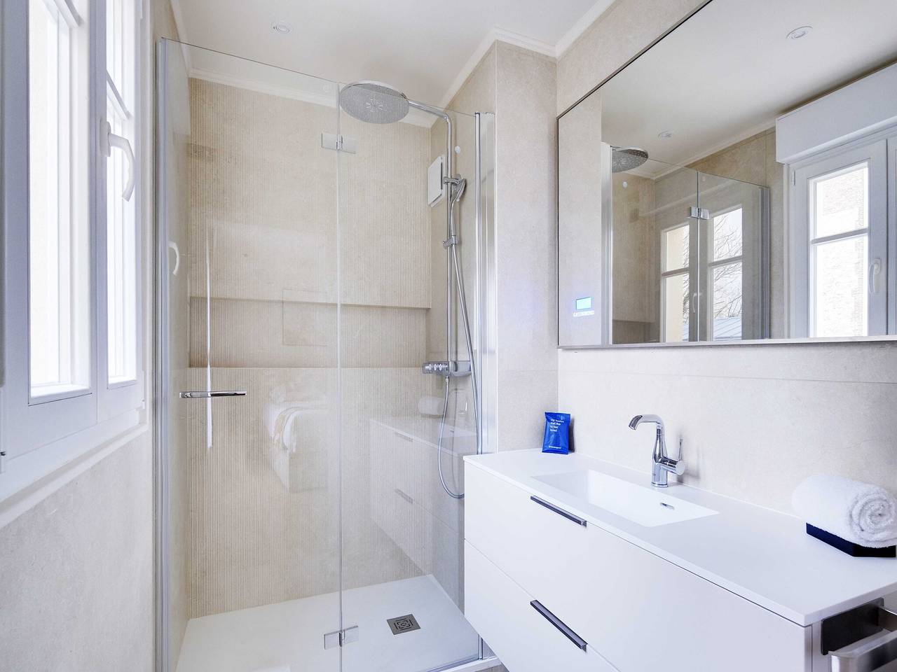 Appartement entier, Appartement confortable climatisé 1 chambre/4 personnes - Saint-Mandé in Saint-Mandé, Val-de-Marne