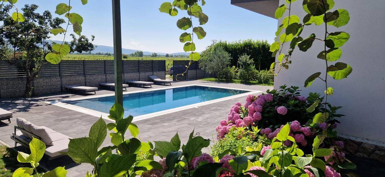 Villa with Private Pool in Imotski, Makarska Riviera