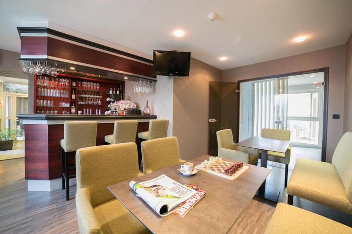 Hôtel pour 2 personnes, avec jardin et vue, animaux acceptés à Le Vivier-sur-Mer - 4