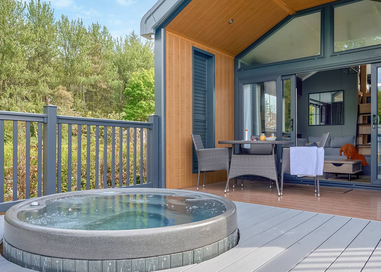 Glamping Pods with hot tubs in Cornwall