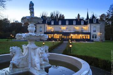 Chambre d’hôte pour 2 personnes, avec piscine et terrasse ainsi que jardin et vue à Bruyères-et-Montbérault