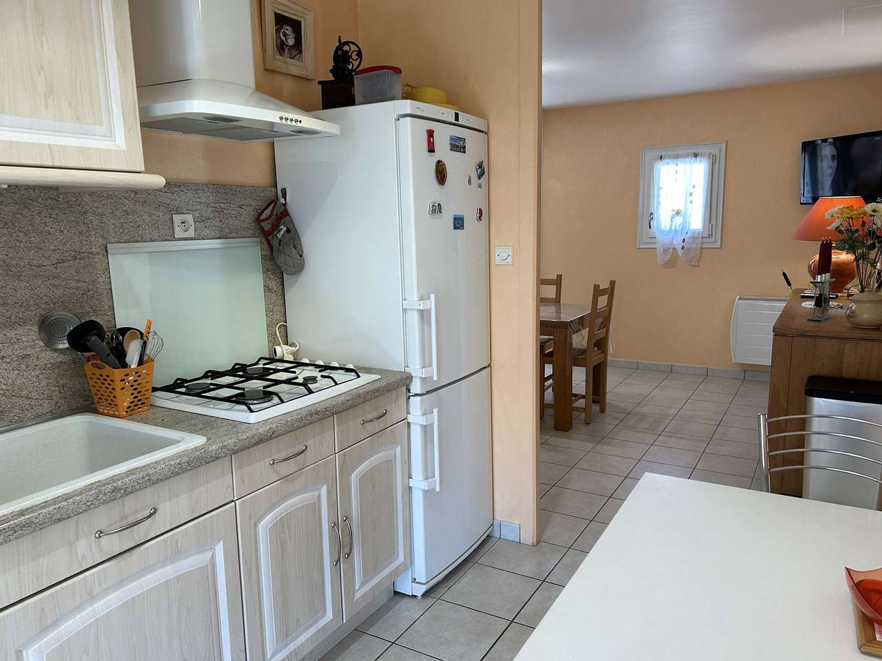 Maison de plain-pied avec jardin clos, véranda, terrasse et barbecue, près de St Gilles Croix de Vie in Le Fenouiller, Vallée de la Loire