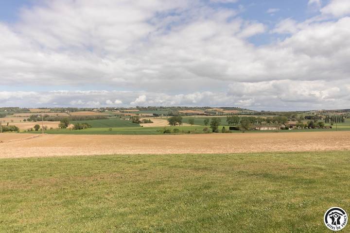 Gîte pour 6 personnes, avec jardin et terrasse dans Haute-Garonne - 2