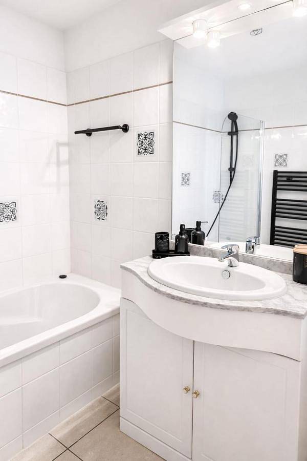 Gîte pour 4 personnes, avec balcon à Échillais - 4