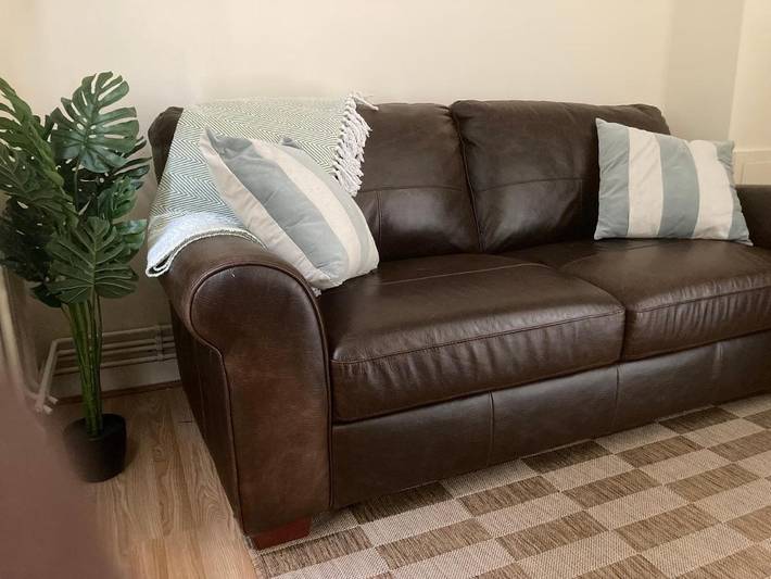 Bed and breakfast for 2 people in Coventry