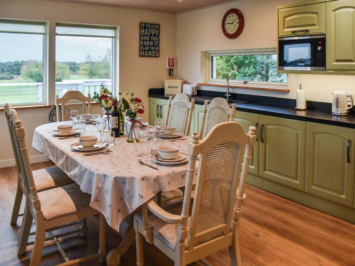 Chestnut Cottage - Uk48294 in Fritton and Saint Olaves, Great Yarmouth