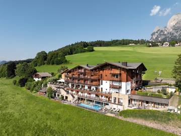 Hotel für 2 Personen, mit Garten und Balkon sowie Whirlpool in Deutschnofen