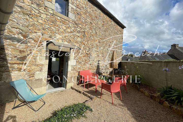 Location de vacances pour 6 personnes, avec jardin, animaux acceptés à Gommenec'h - 4