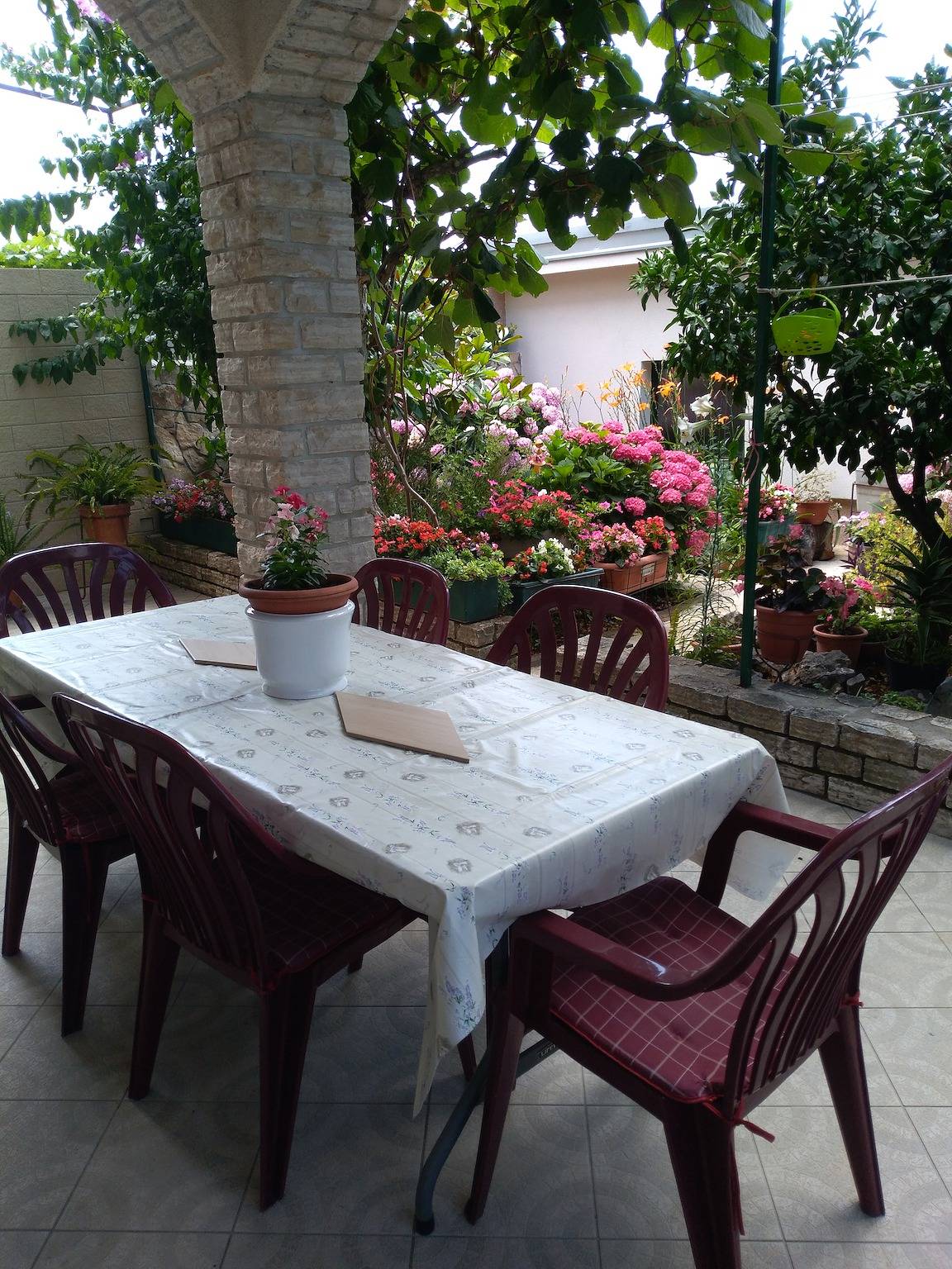 Entire apartment, Two bedroom apartment near beach Žaborić (Šibenik) A-958-b in Zaboric, Šibenik-Knin