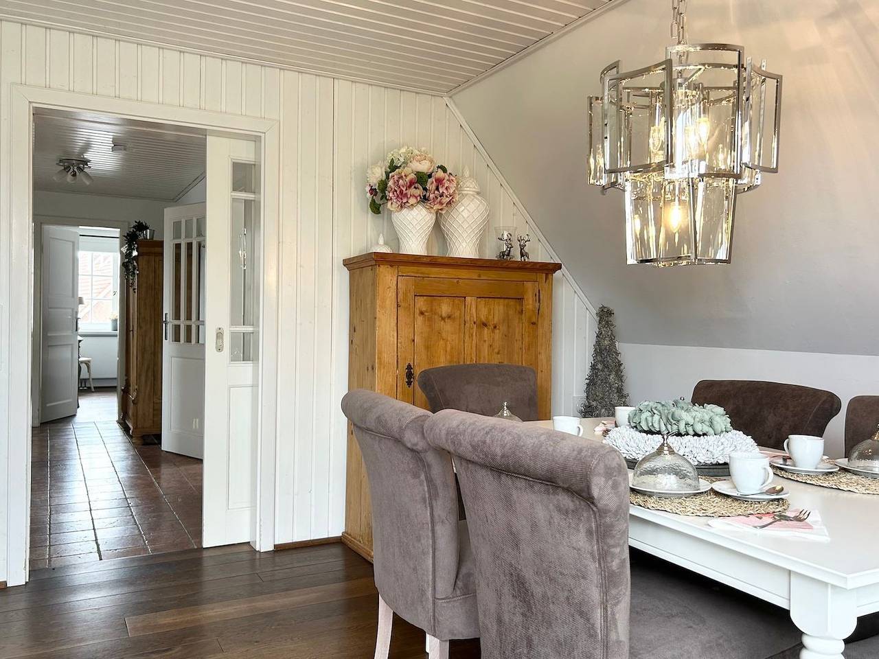 Ganze Wohnung, Wunderschönes Apartment mit eigenem Garten für 2-6 Personen in Greetsiel, Krummhörn