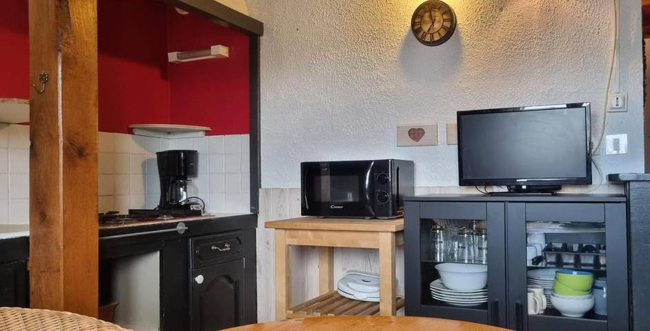 Gîte pour 4 personnes, avec vue à Chastreix - 2