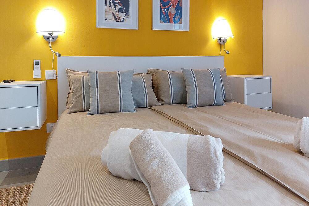 Entire apartment, 2 bedroom gorgeous apartment in Andratx in Port d'Andratx, Andratx