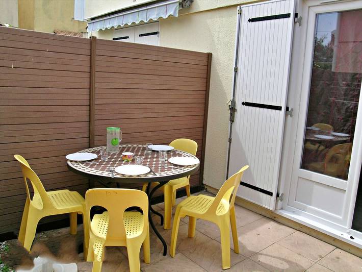 Gîte pour 5 personnes, avec terrasse et piscine dans Plage Robinson - 2