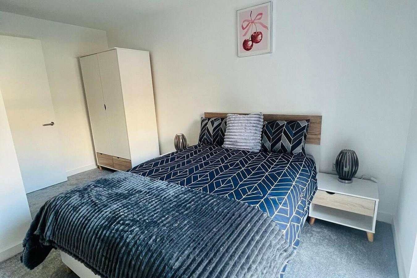Ganze Ferienwohnung, Sleeps 3 - Garden and Parking - Near Old Trafford in Greater Manchester