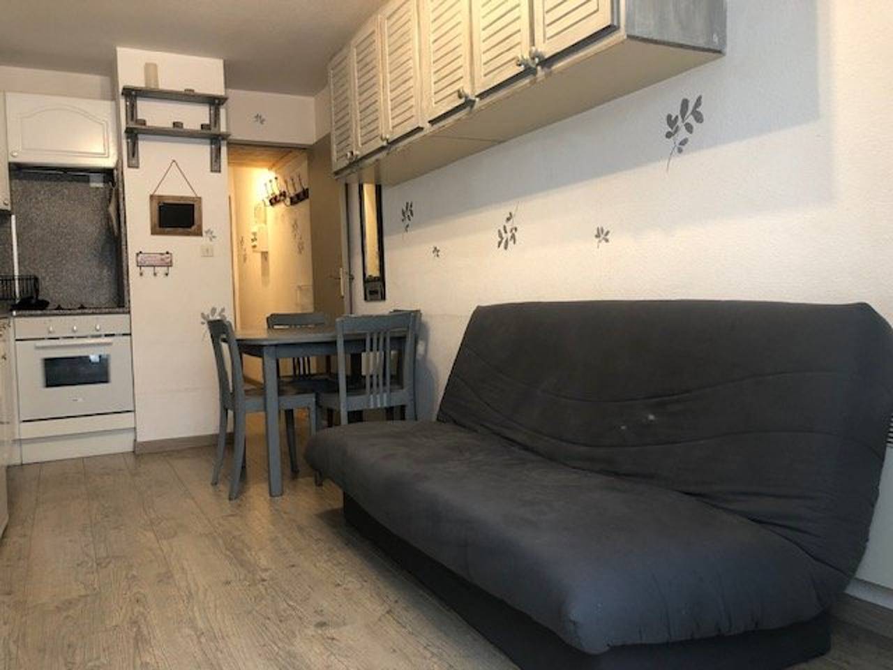 Studio entier, Studio cabine avec terrasse pour 4 à Pyrénées 2000 in Bolquère, Parc naturel régional des Pyrénées catalanes