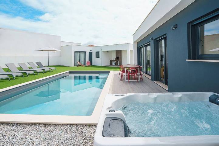 Villa für 8 Personen, mit Whirlpool und Garten
