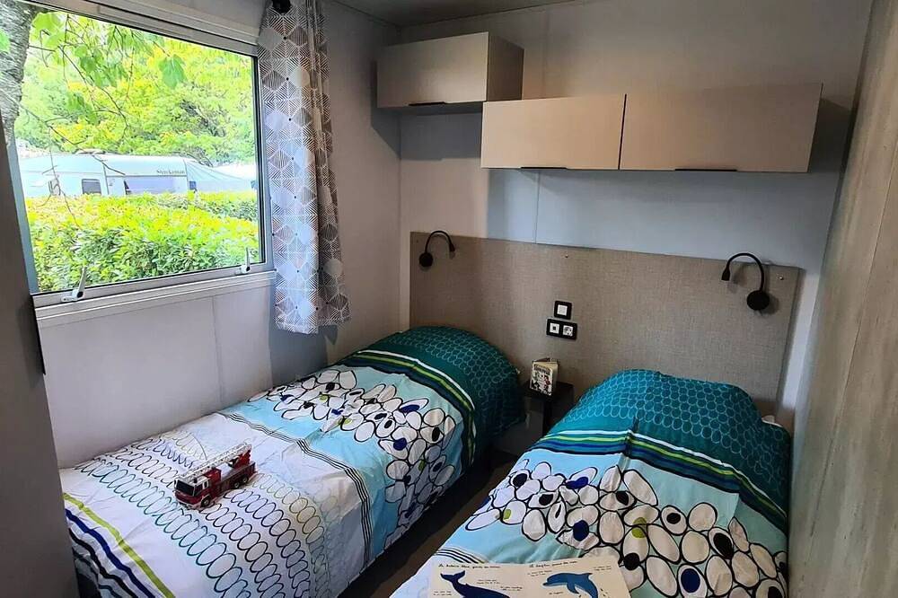 Mobil Home Arizona Standard. 4 pièces 6 personnes Climatisé in Valensole, Parc naturel régional du Verdon