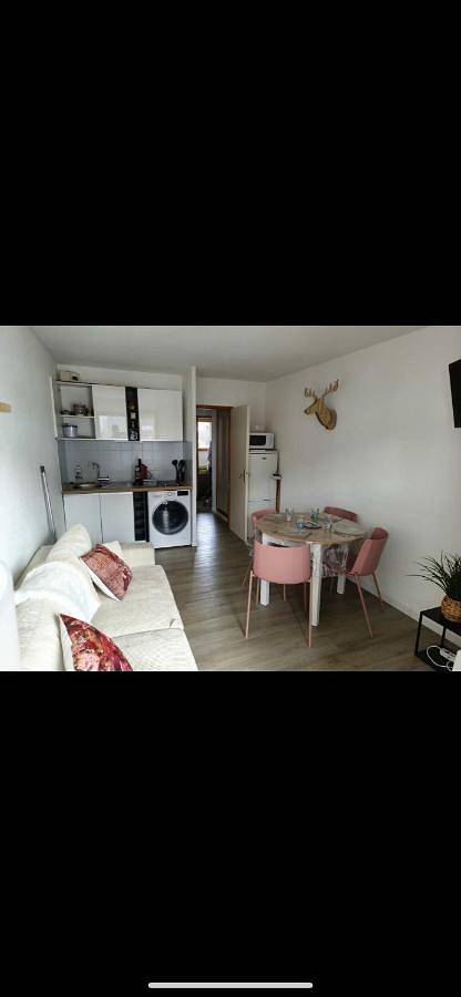 Apartamento de vacaciones para 4 personas, con balcón y piscina - 1