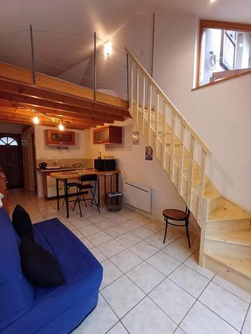 Maison d’hôte pour 2 personnes, avec jardin et vue à Monestier-de-Clermont