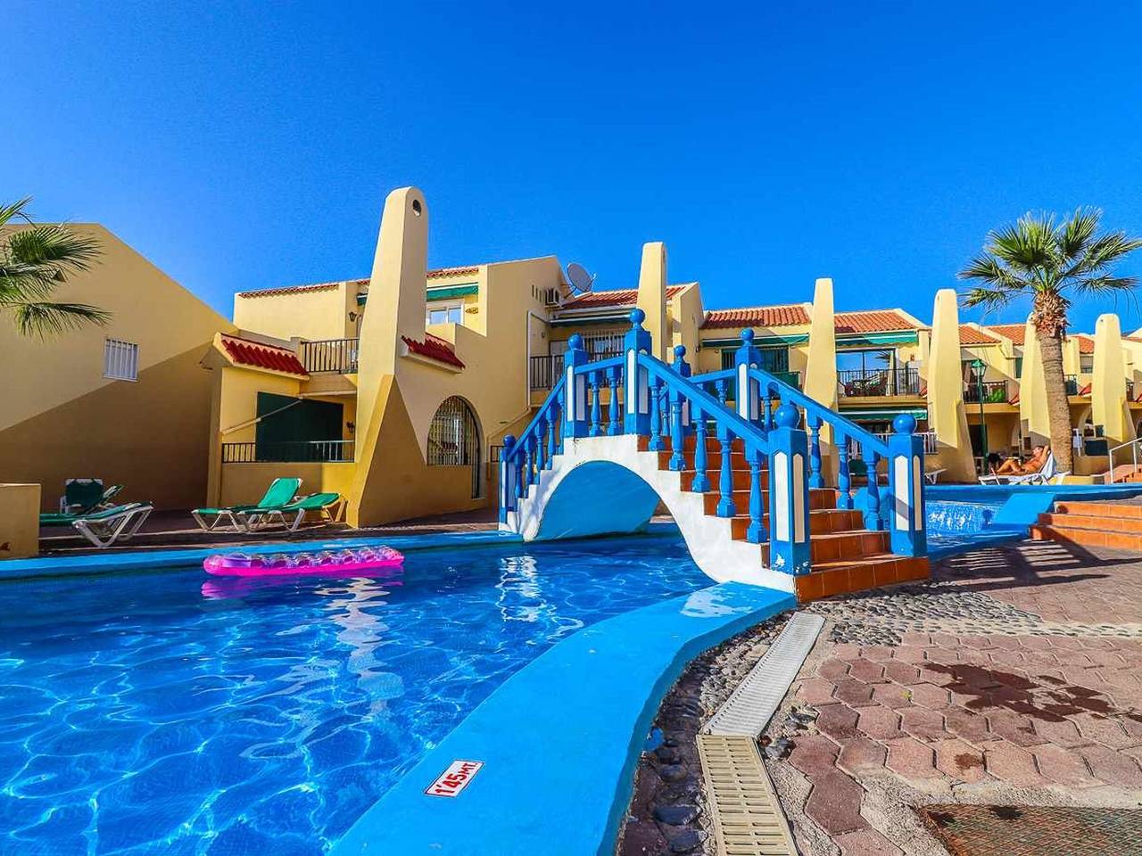 Entire apartment, Renovated apartment with terrace and jacuzzi in Fañabe in San Eugenio Alto, Adeje