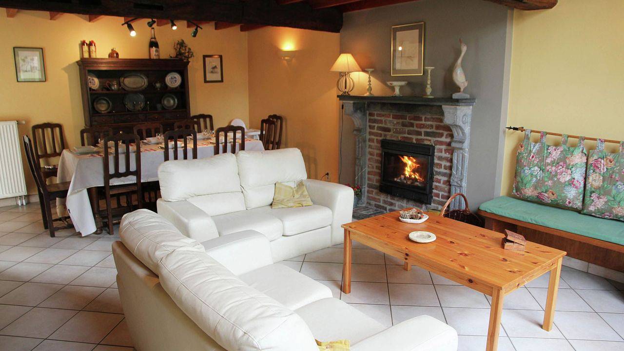 Château pour 9 personnes avec terrasse in Havelange, Région de Namur