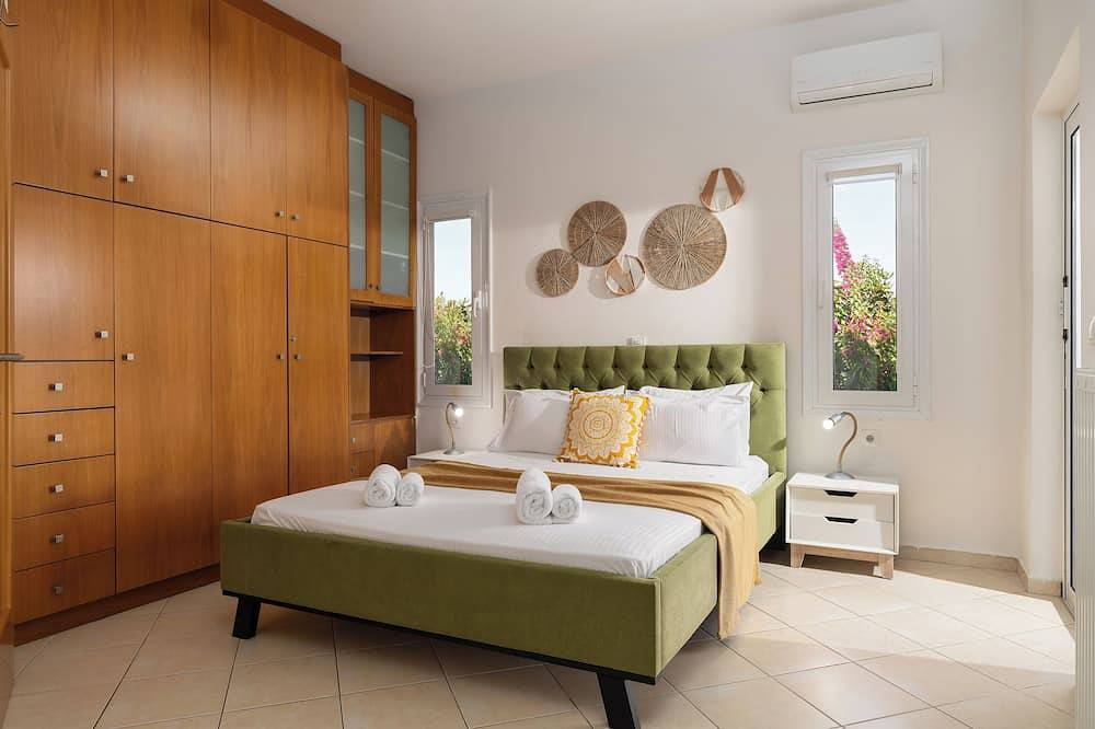 Familienfreundliche Villa mit großem Pool in idyllischer Umgebung, Meer- / Bergblick in Chania und Umgebung