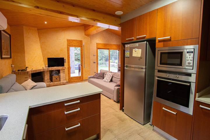 Location de vacances pour 9 personnes, avec jardin à Sils - 4