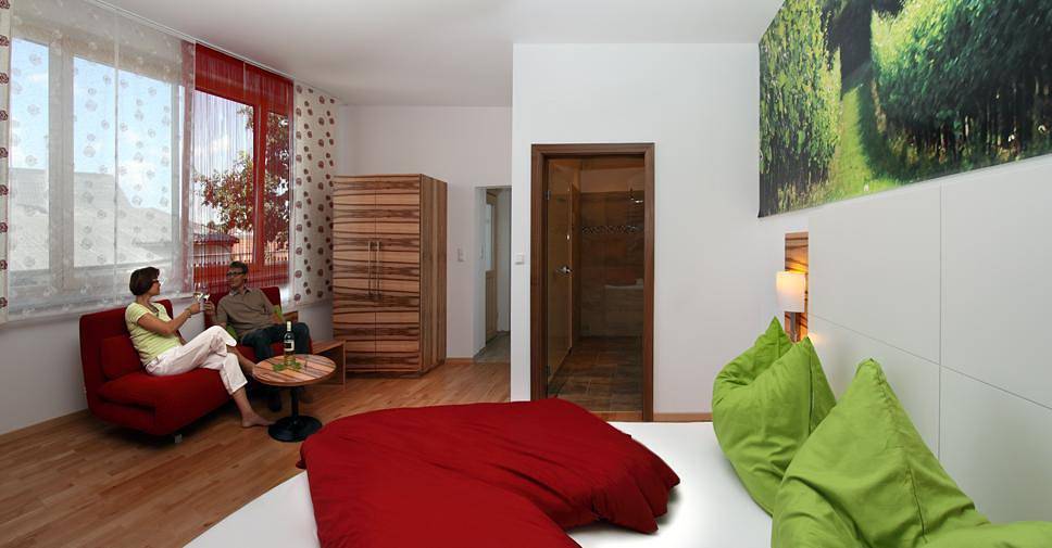 Weingut Genießerhof Bohrn - Romantikzimmer in Herrnbaumgarten, Mistelbach (Niederösterreich)
